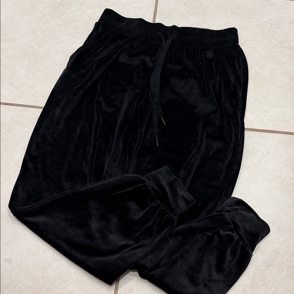 Victoria's Secret Pants - Victoria's Secret Black Velour Jogger Pants